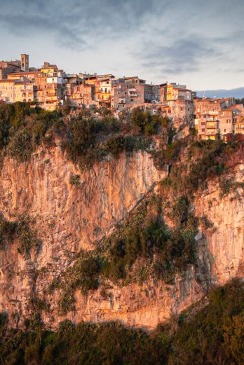 SERMONETA Chiesa di San Michele Arcangelo e Museo delle Mura